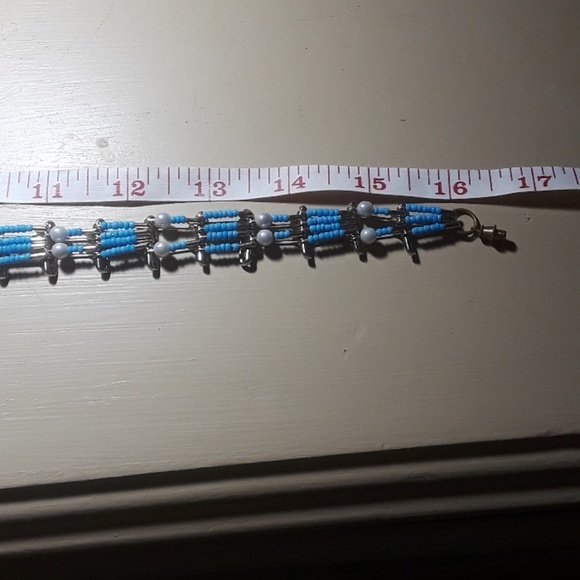 Safety pin handmade seed bead necklace - Picture 8 of 8